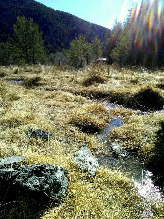 Refugi Quatre Cases Clot del Moro Bagian luar foto