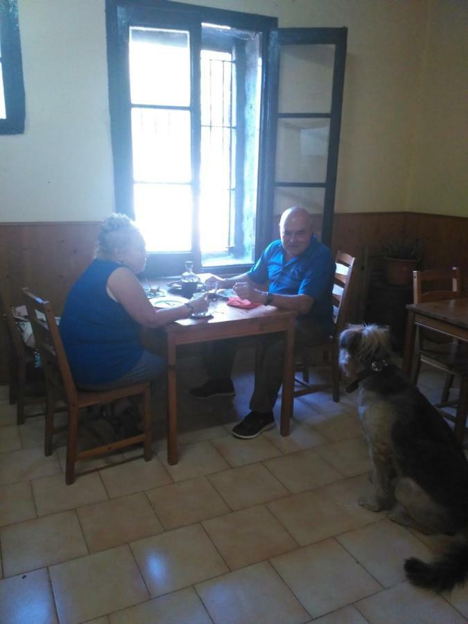 Refugi Quatre Cases Clot del Moro Bagian luar foto