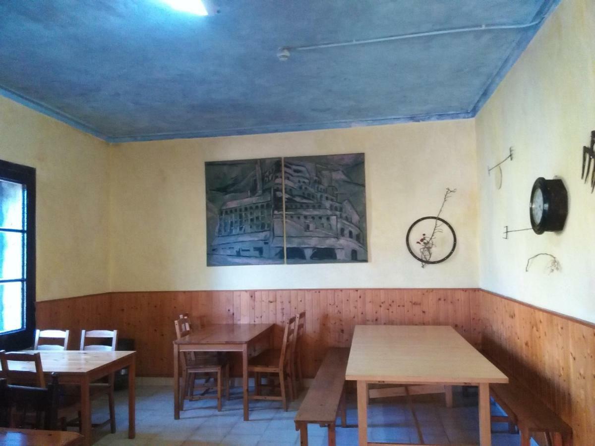 Refugi Quatre Cases Clot del Moro Bagian luar foto