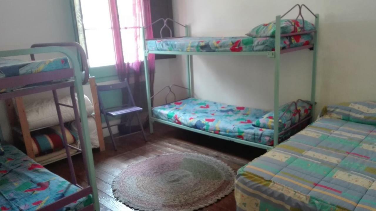 Refugi Quatre Cases Clot del Moro Bagian luar foto